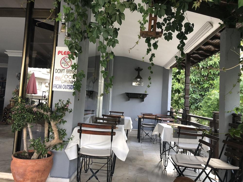 Hotel Hani Armutalan Exterior foto
